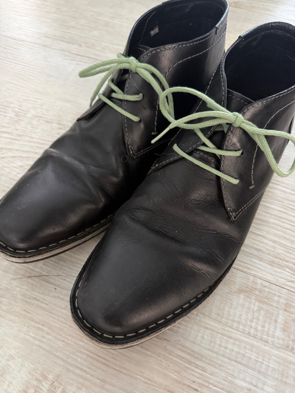 Steve Madden Black Leather Chukka Boots with Olive Green Laces